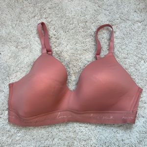 NWOT.  Lightly lined wireless bra